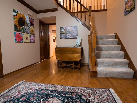 4th image of 6240 N Shadow Hill Way