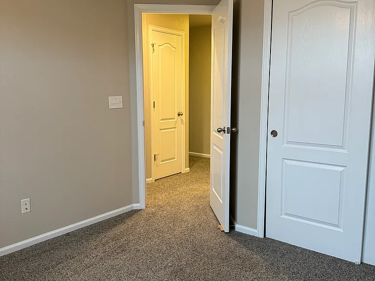 7728 Blue Vail Way — Photo 52