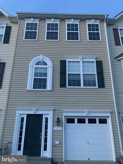 1st image of 45713 N Maxine Way