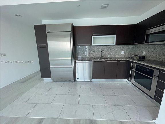 2nd image of 950 Brickell Bay Dr APT 4407