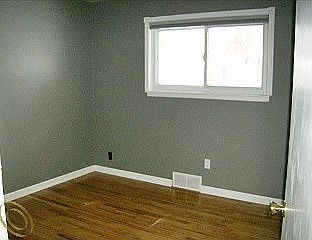 4th image of 2651 Wilshire St