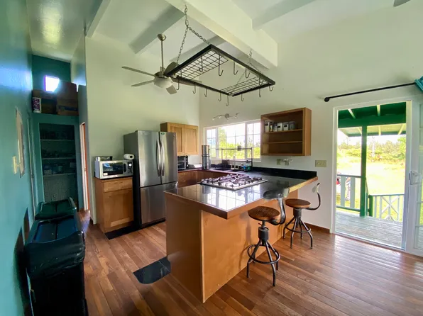 11-2747 Pikake St, Mountain View, HI 96771