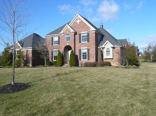 4820 Valleybrook Dr, Brecksville, OH 44141