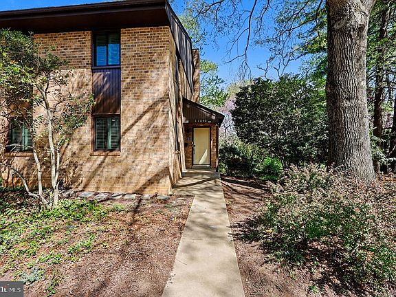 2nd image of 11040 Saffold Way