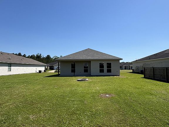 3rd image of 35081 Rayville Dr