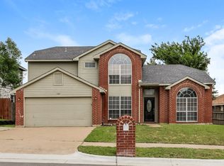 1607 Barclay Dr, Arlington, TX 76018