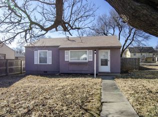 611 W Spruce St, Junction City, KS 66441