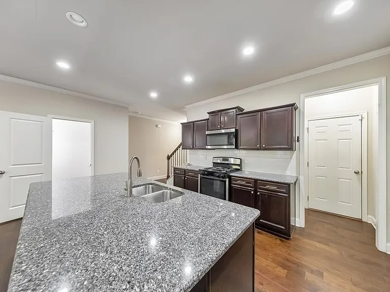 342 Braemore Mill Dr — Photo 6