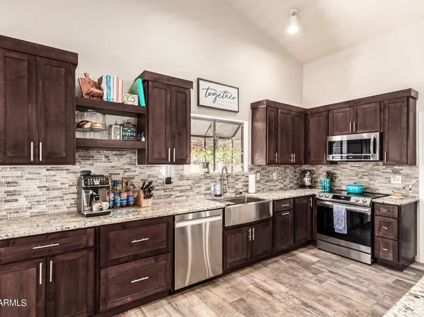 2731 E LEONORA Street, Mesa, AZ 85213