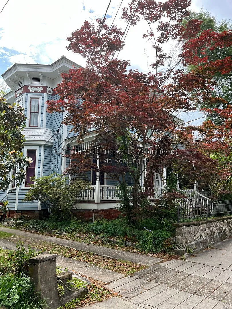 2 bed, 1.0 bath, 1200 sqft, $1,525 — Photo 3