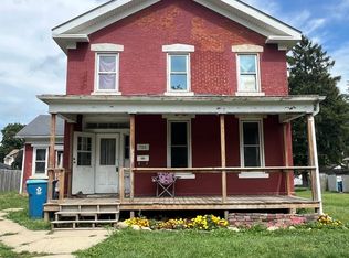 706 Meriden St, Mendota, IL 61342