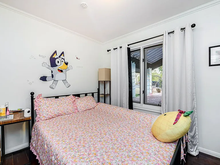 28403 Waring Pl — Photo 18
