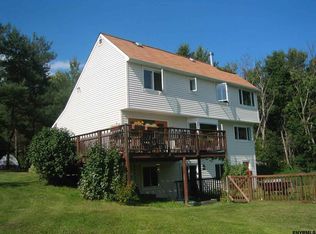 156 Phillips Rd, Valley Falls, NY 12185