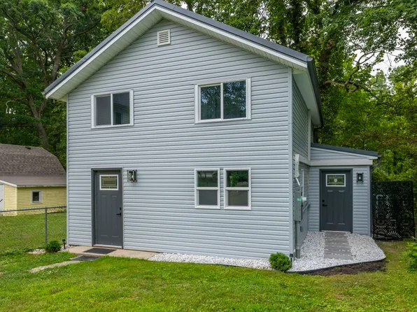 411 Paw Paw Ave, Watervliet, MI 49098