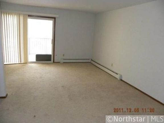 3rd image of 12922 Nicollet Ave APT 302