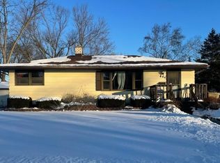 604 Acacia Ln, Madison, WI 53716