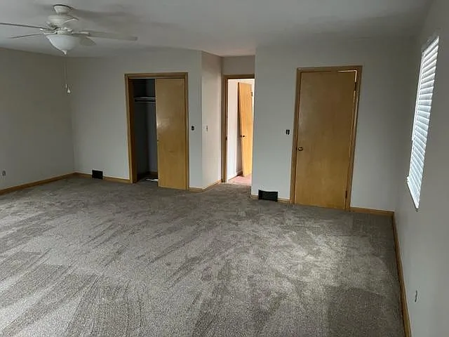 Large Master bedroom 18 x 24
