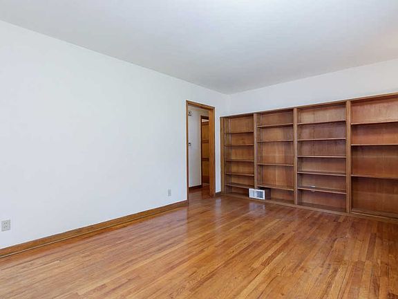 5th image of 630 Lincoln Ct