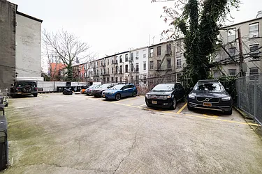 Rented by Key City Capital Inc