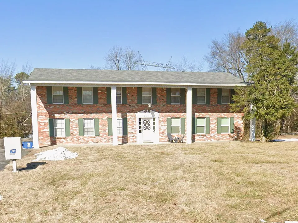 223 Ridge Ln #A