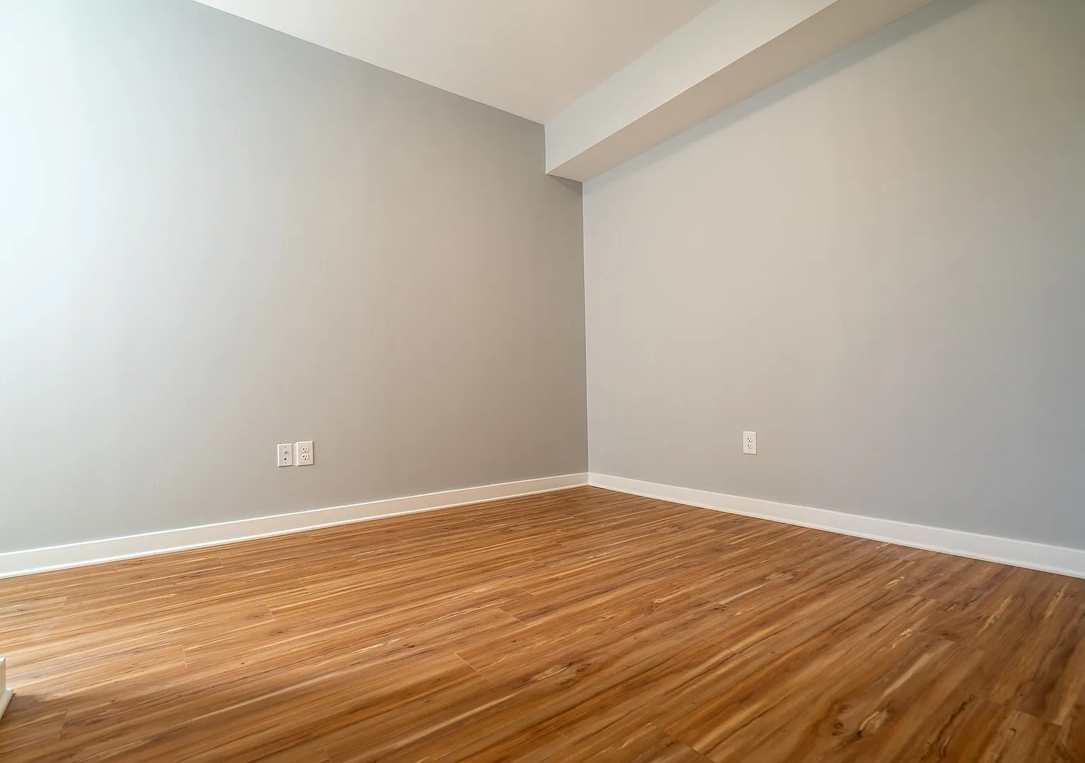 3815 Haverford Ave — Photo 4