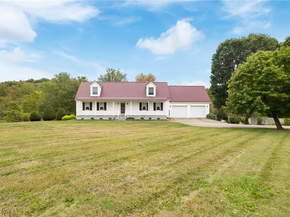 6788 Waynesburg Dr SE, Waynesburg, OH 44688