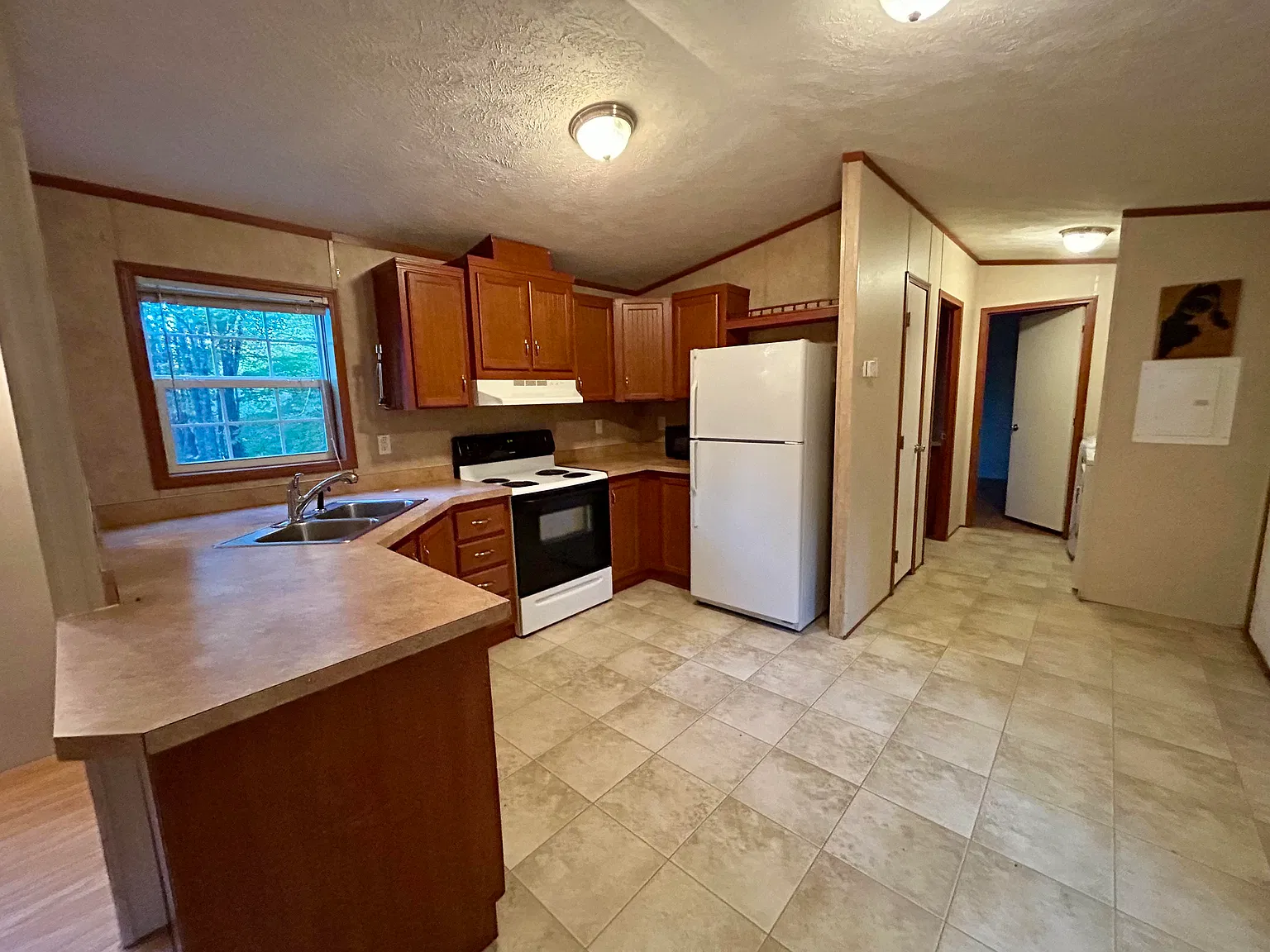 2 bed, 804 sqft, $2,175 — Photo 2