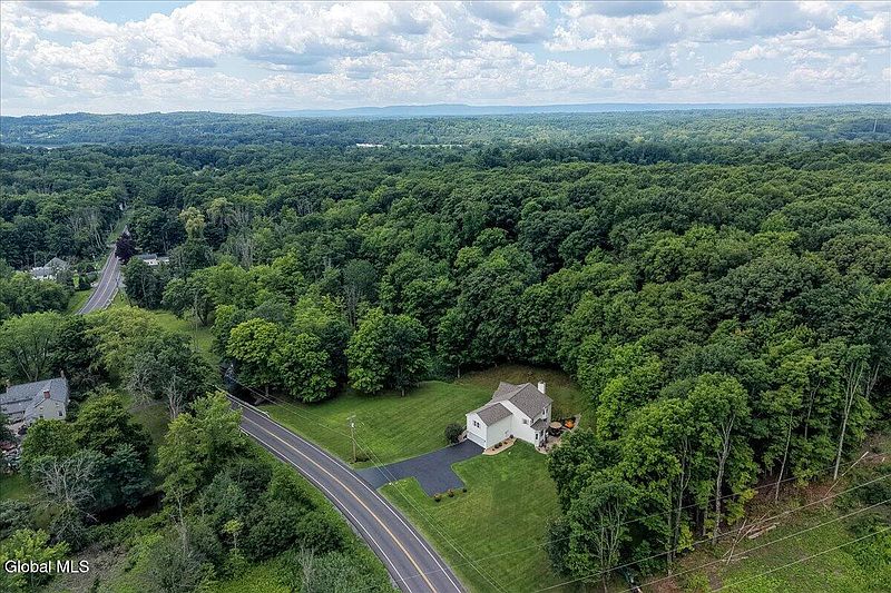 5th image of 40 Vischer Ferry Road
