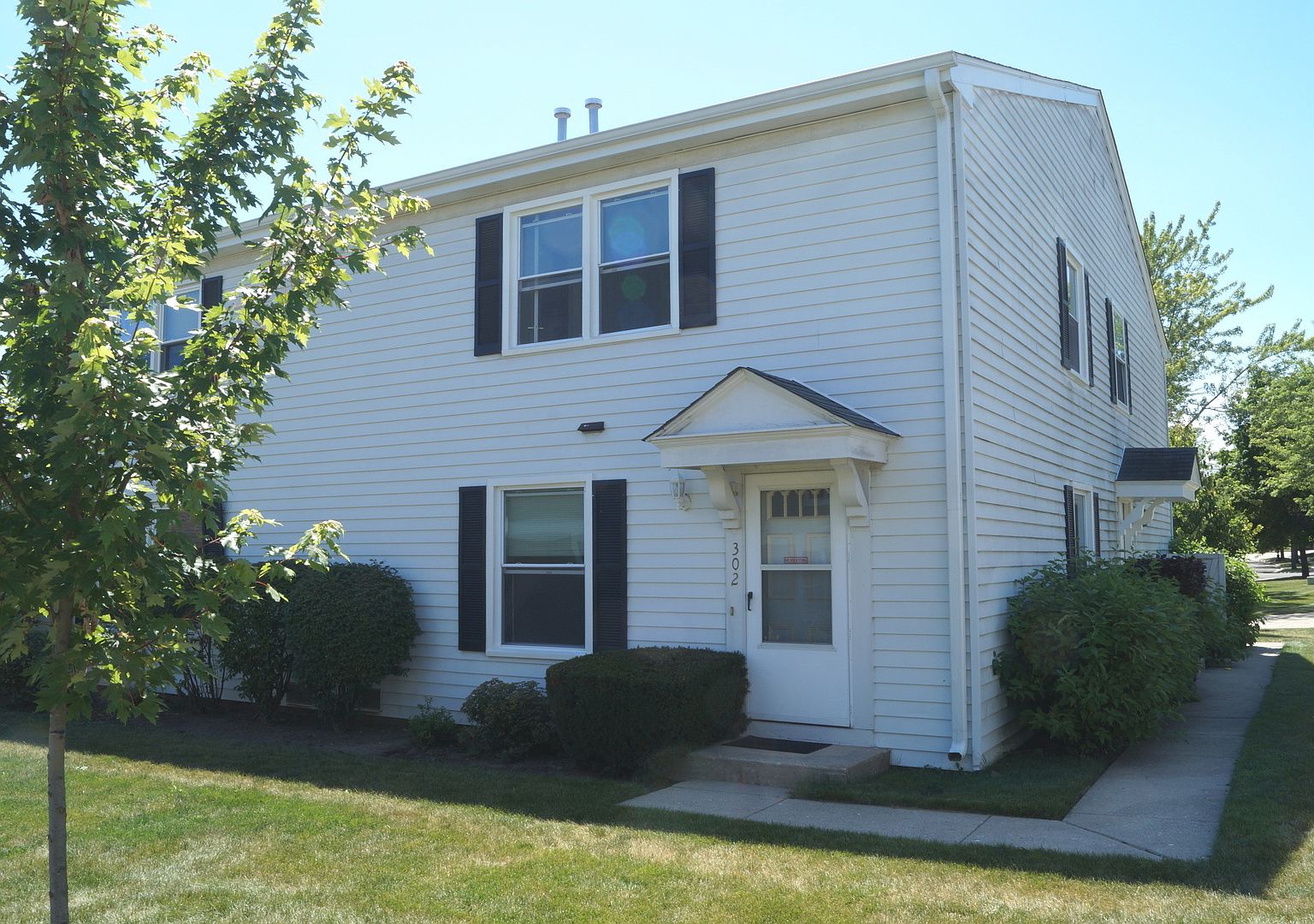 302 Creekside Dr, Vernon Hills, IL 60061 Zillow