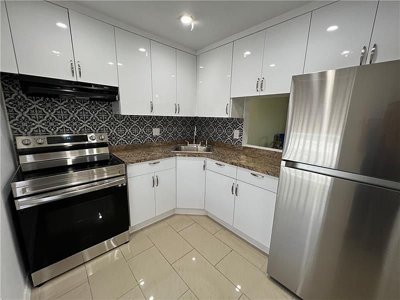1st image of 6150 NW 62nd St APT 208