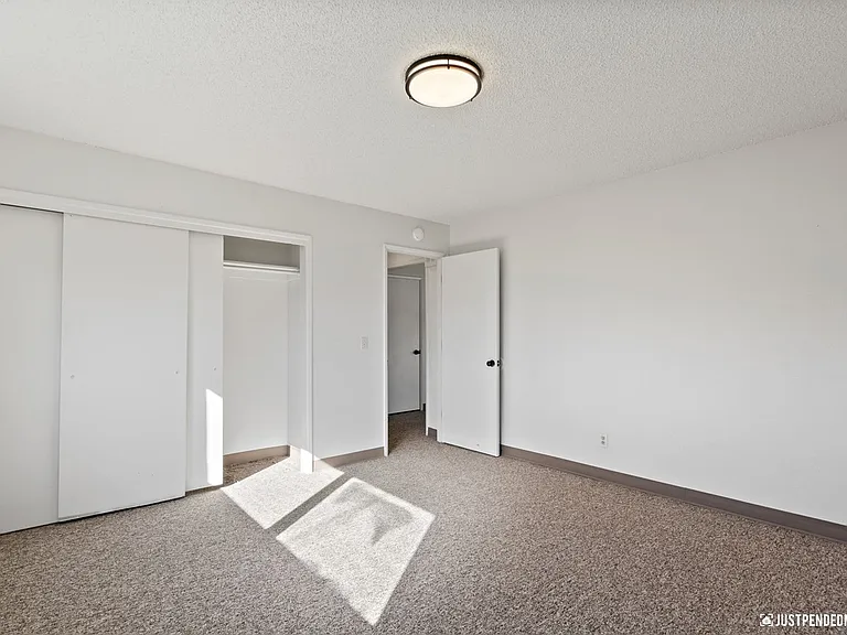 32n2906 — Photo 17