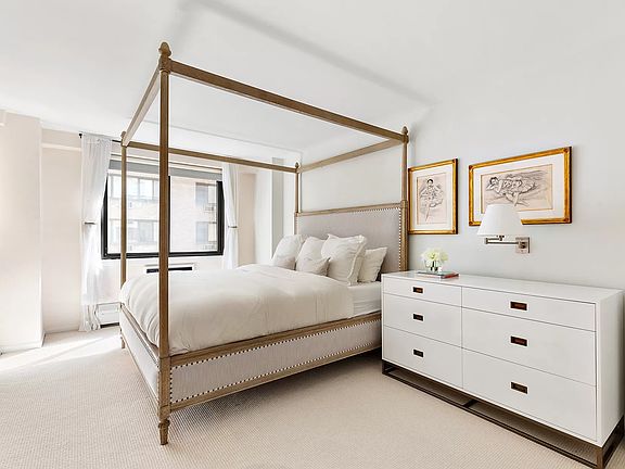 5th image of 16 W 16th St APT 5JN