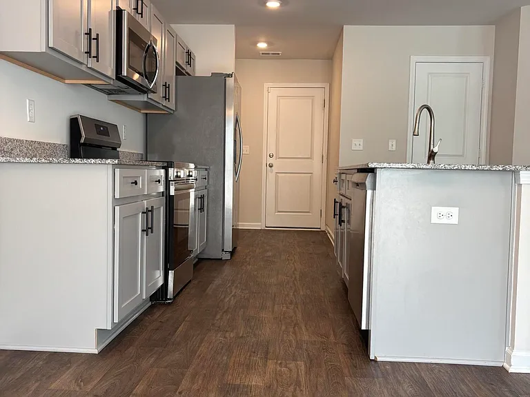 1848 Lacebark Dr — Photo 14