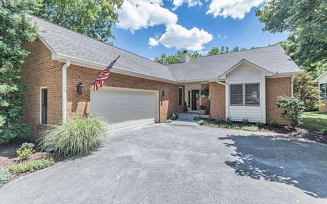 1st image of 10042 McCormick Pl #3