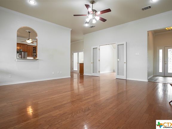 5th image of 1351 Honeysuckle Dr