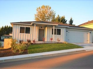 1520 Red Hills Pl, Cottage Grove, OR 97424