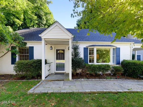 17 Arnold St, Old Greenwich, CT 06870