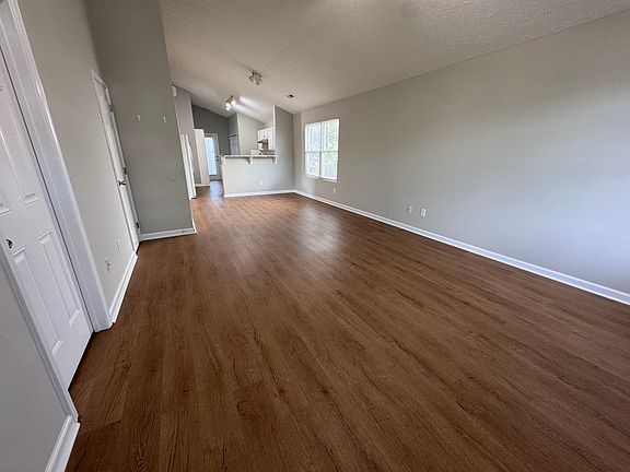 3rd image of 4392 Jasmine Rose Way