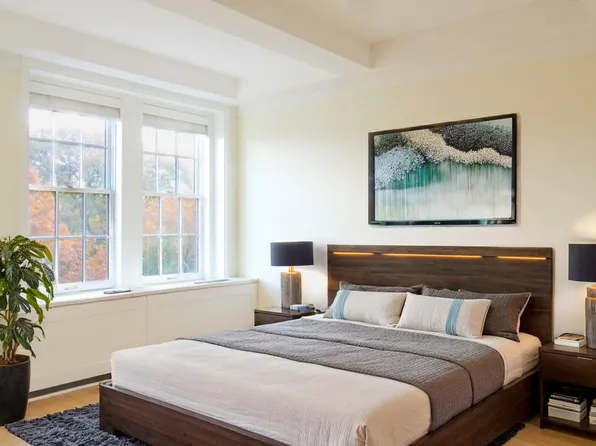 360 Central Park West image 7 of 18