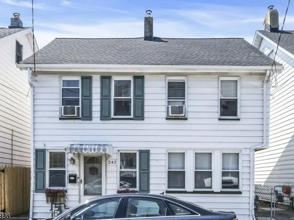 242 Chambers St, Phillipsburg Town, NJ 08865