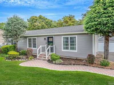 121 9th Avenue, Holtsville, NY, 11742