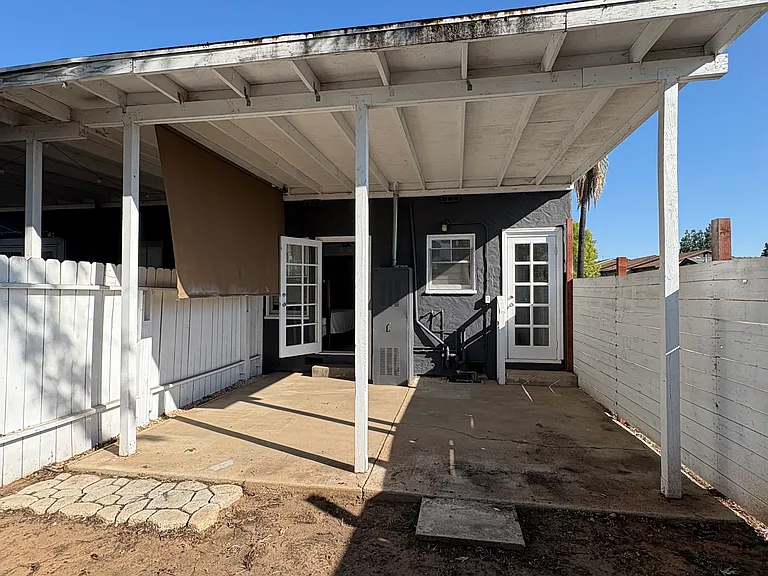 Greenfield Dr — Photo 7