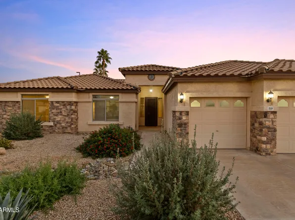 2519 E RAWHIDE Street, Gilbert, AZ 85296