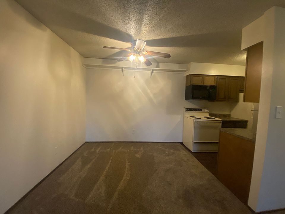 Spring Valley Apartments 104 NW 8th St Grimes IA Zillow