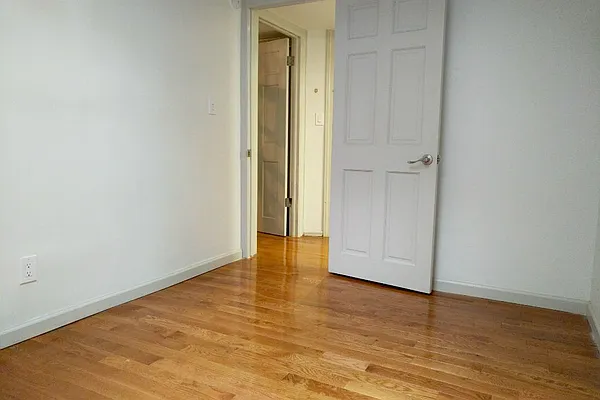 Rented by Compass | media 9