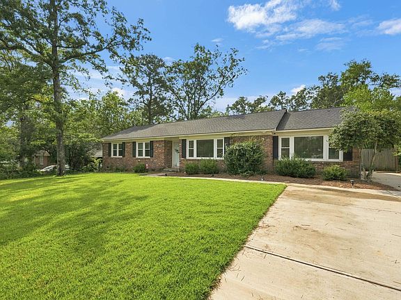 4th image of 3544 Deerfield Dr