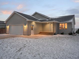307 NW Cedar St, Brownsdale, MN 55918