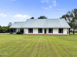 1064 Bernis Rd, Saint Martinville, LA 70582