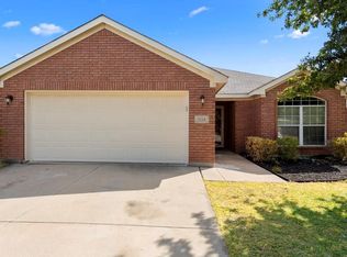 9066 Rushing River Dr, Fort Worth, TX 76118