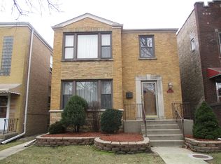 6121 N Meade Ave, Chicago, IL 60646